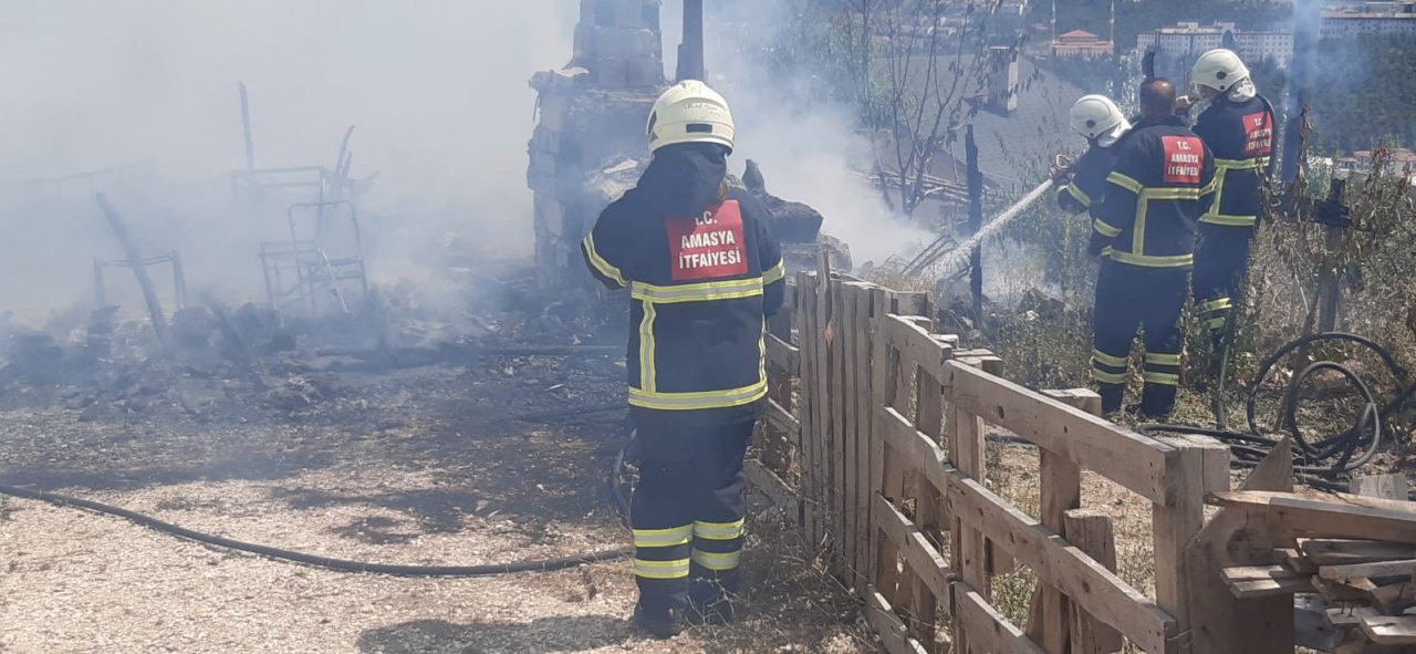 Amasya’da bağ evinde korkutan yangın