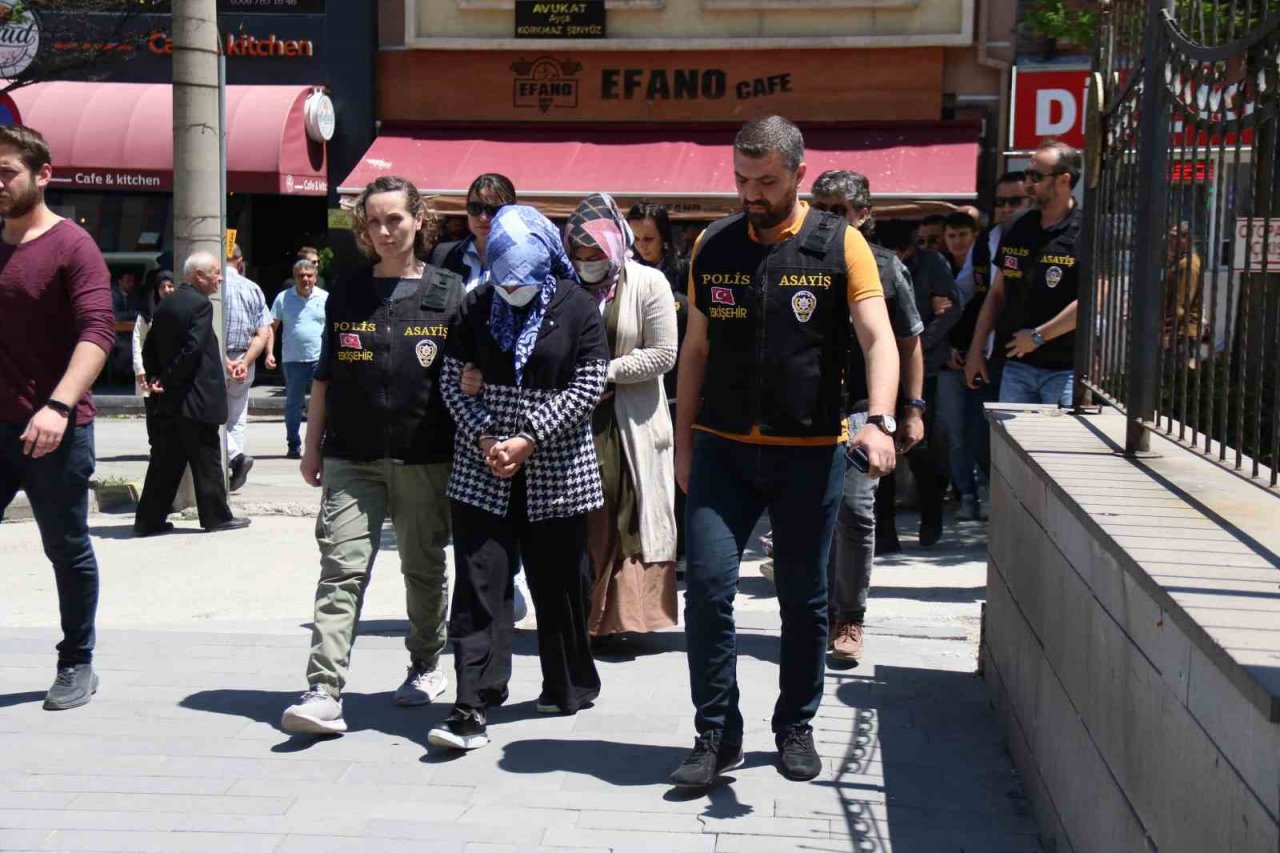 İntihar süsü verilen ve cinayet çıkan olayda eşini öldüren kadına ‘Ağırlaştırılmış müebbet’ verildi