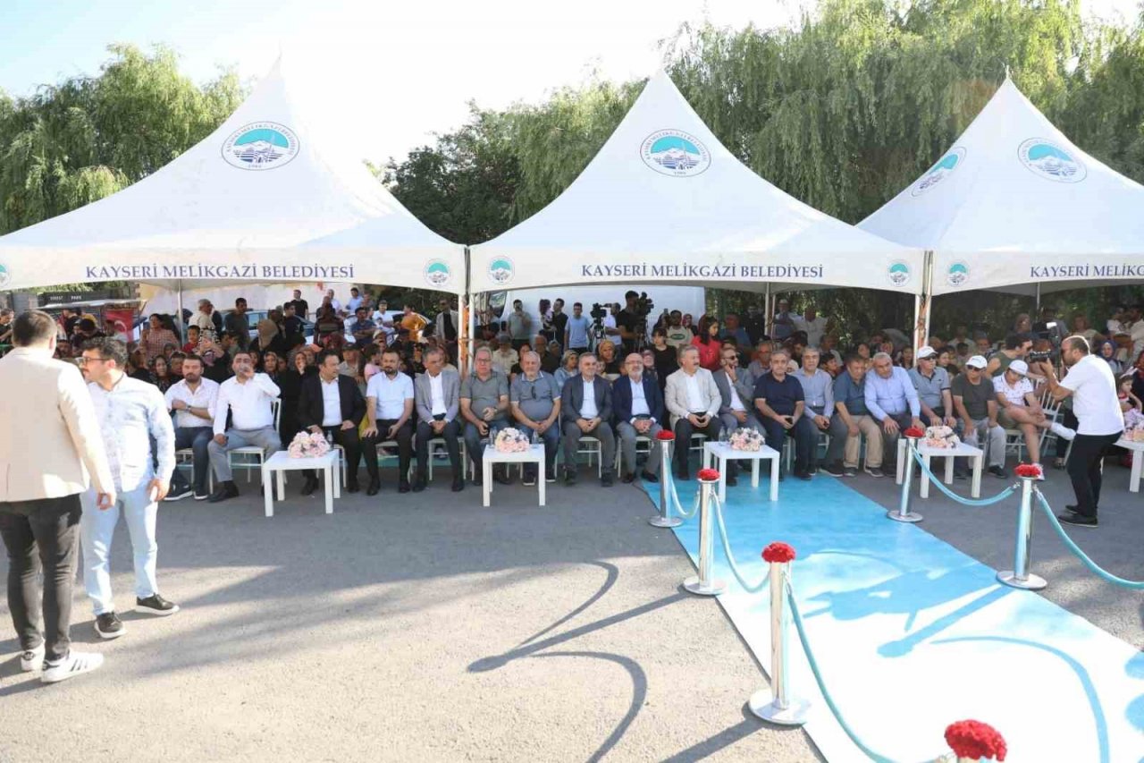 Başkan Palancıoğlu, Şirintepe Mahallesi’nde 3 müjde birden verdi