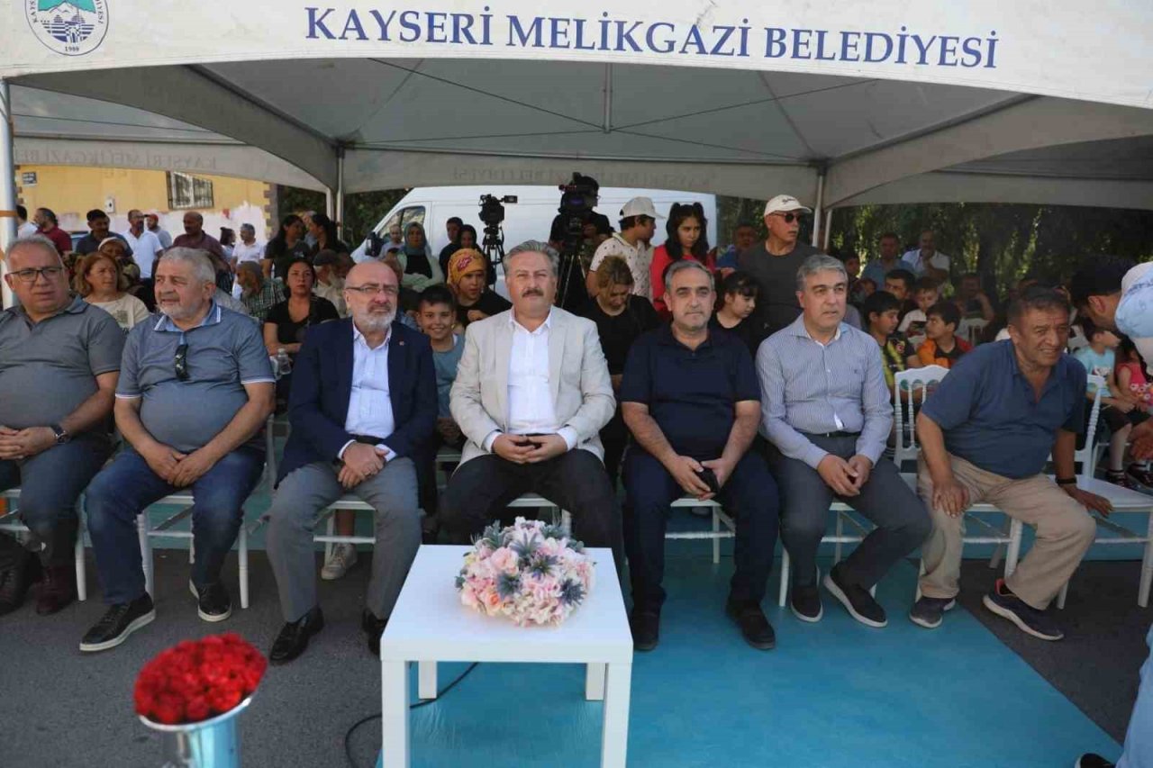 Başkan Palancıoğlu, Şirintepe Mahallesi’nde 3 müjde birden verdi