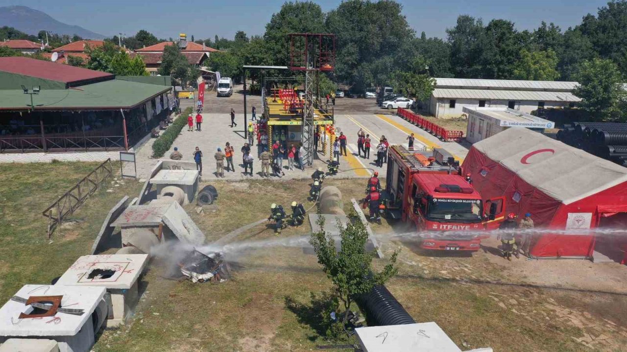 Atıl malzemeler arama kurtarma ve iş güvenliği parkuruna dönüştü