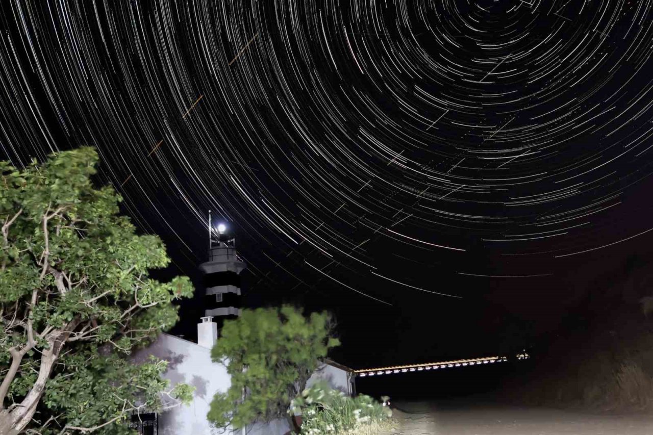 Sarpıncık Deniz Feneri’nde gökyüzü şöleni