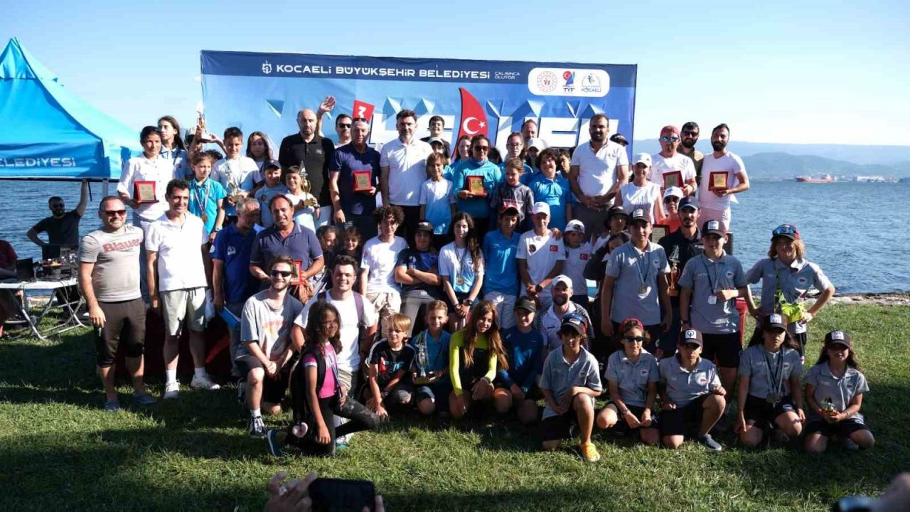 3. Yelken Trofesi Yarışmasında madalyalar sahiplerini buldu