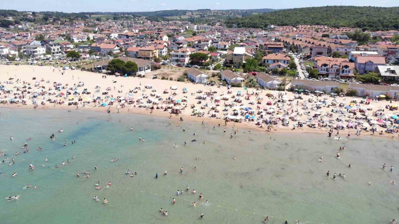 Sahillerde 494 kişi boğulmaktan kurtarıldı