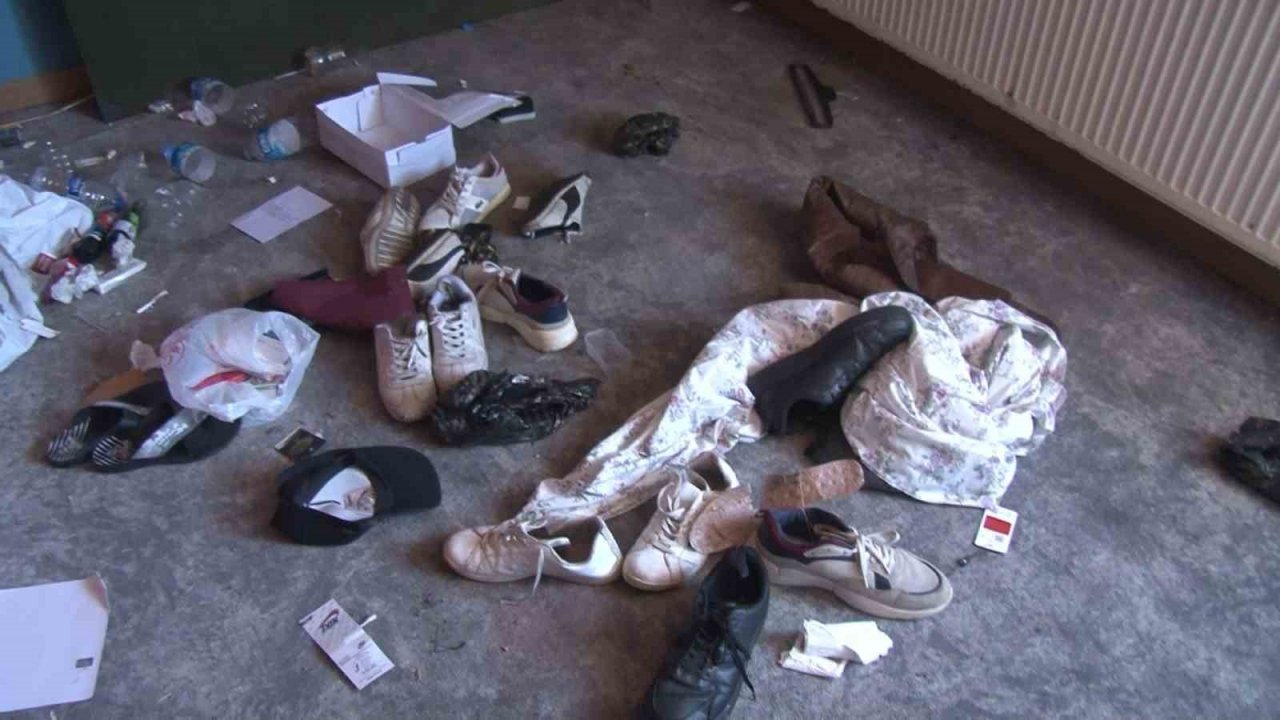 Ataşehir’de otelde satırlı tahliye krizi: Camları söktü, duvarları kırdı