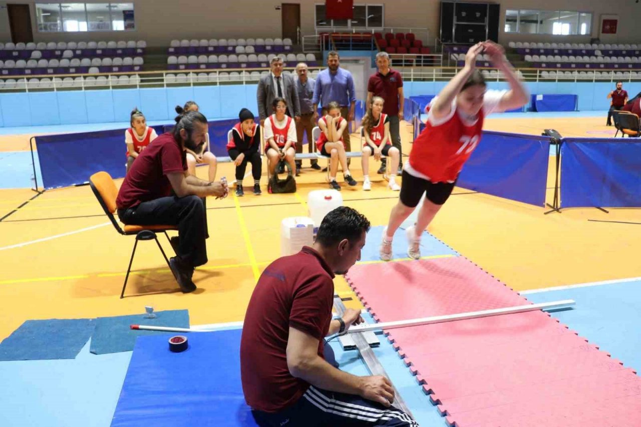Sünnetci, spor parkurlarını inceledi