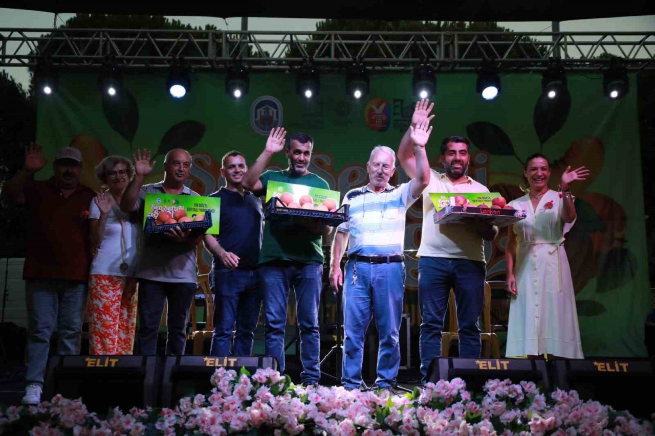 Üretici ve halk Belevi Şen Şeftali Şenliği’nde buluştu