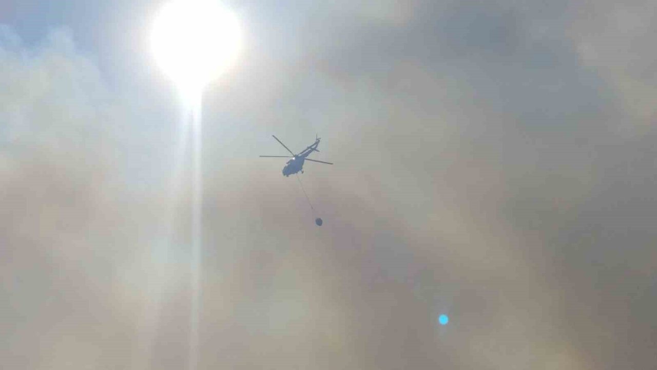 Tekirdağ’da orman yangınına müdahale sürüyor: 5 helikopter 2 yangın söndürme uçağı 3 toma olay yerinde