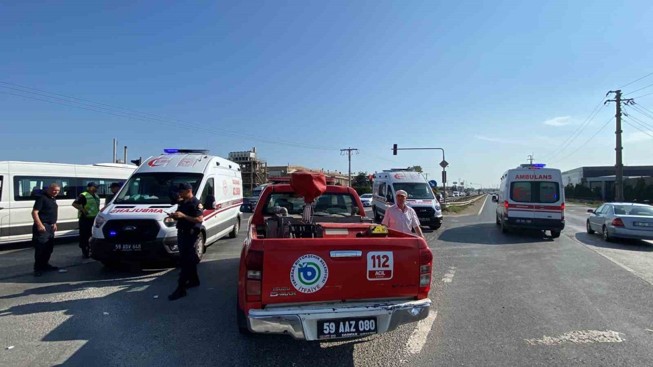 Tekirdağ’da 4 araçlı zincirleme kaza: 3’ü İtalyan 4 yaralı