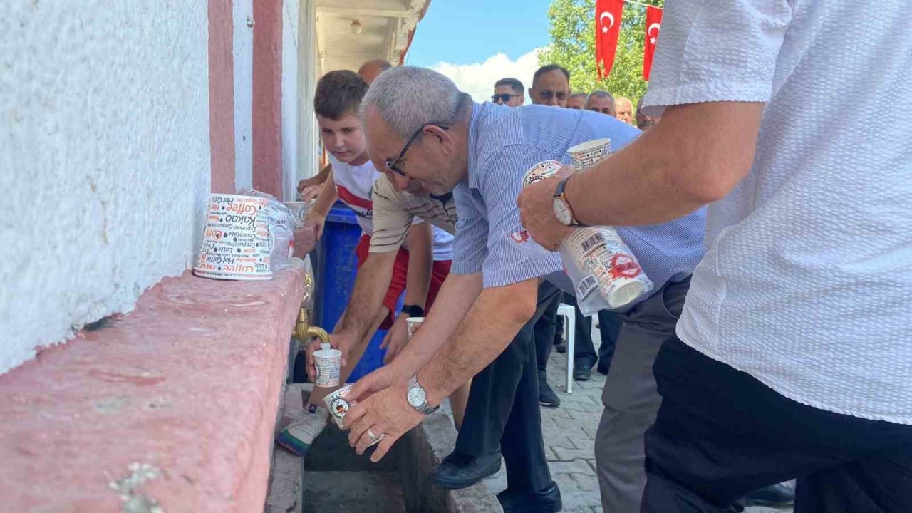 Çeşmeden su yerine ayran aktı