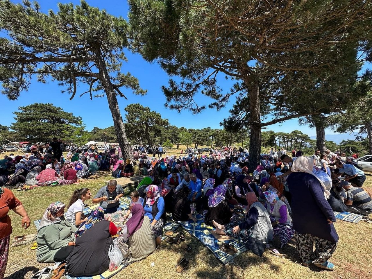 Balıkesir’in Sidan Yaylasında Yörük hayrı