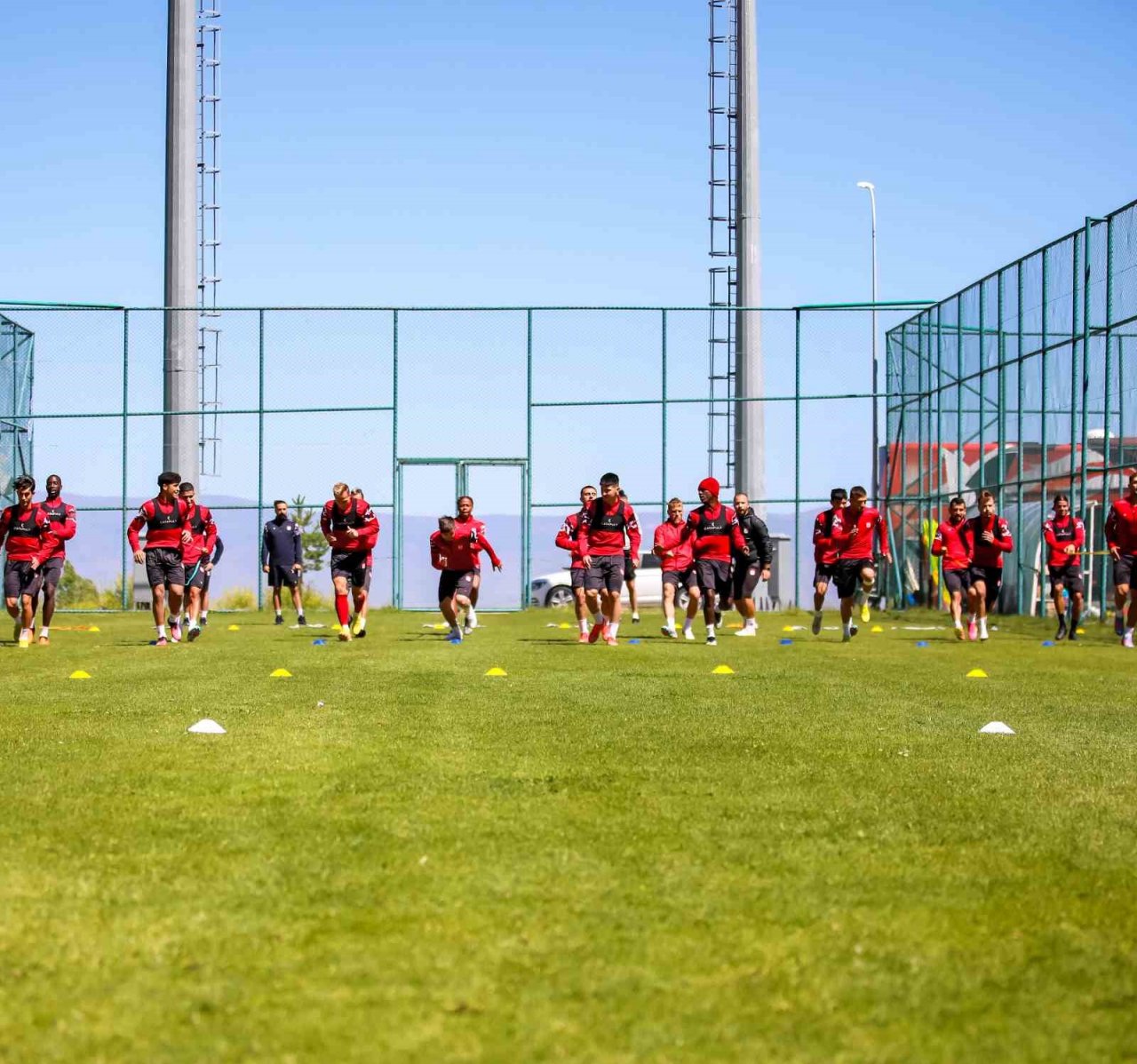 Sivasspor’da hazırlıklar tam gaz devam ediyor