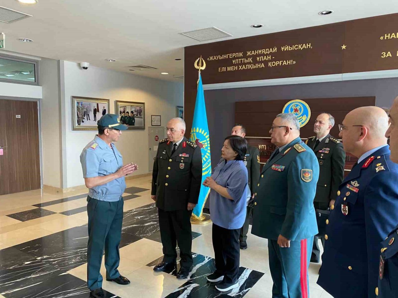 Orgeneral Musa Avsever Kazakistan’da