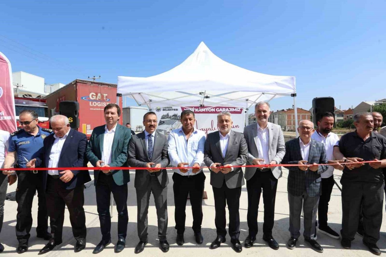 60 araçlık tır parkı hizmete girdi