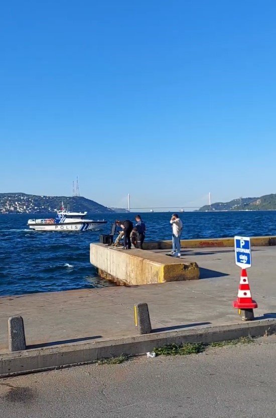 Boğaz’da salyangoz avlarken top mermisi buldu