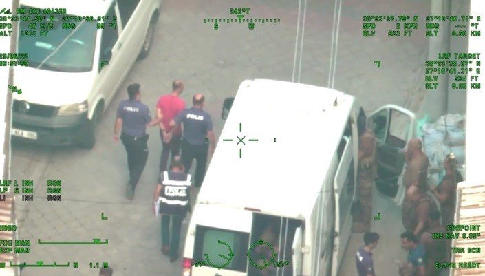 Oto galerici çetesi operasyonunda şüpheliler adliyede