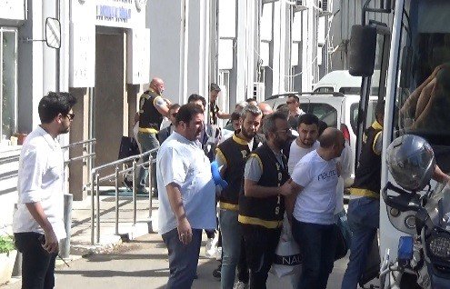 Oto galerici çetesi operasyonunda şüpheliler adliyede