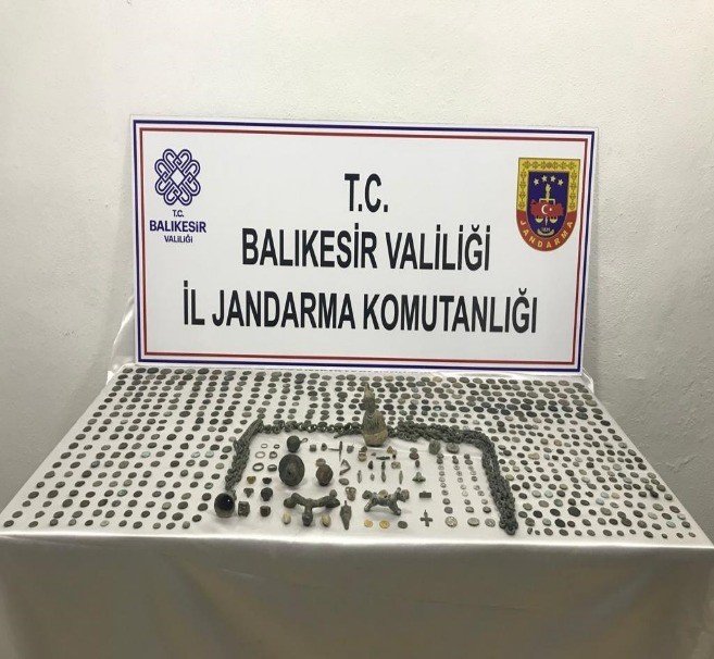 Balıkesir’de jandarmadan 59 şahsa uyuşturucu operasyonu