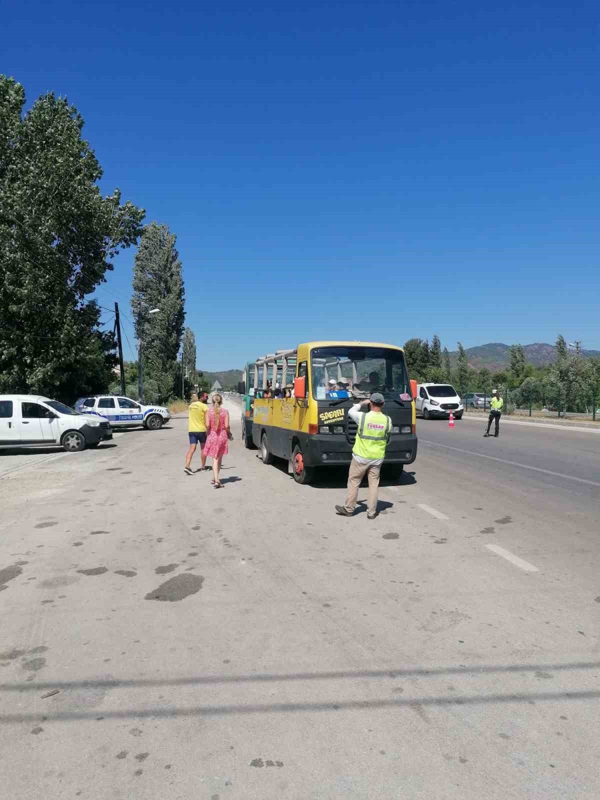 Fethiye’de kaçak turlara geçit yok
