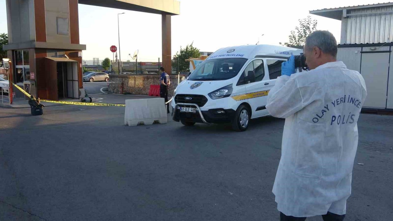 Kocaeli’de belediye personelleri arasında silahlı kavga: 2 ölü