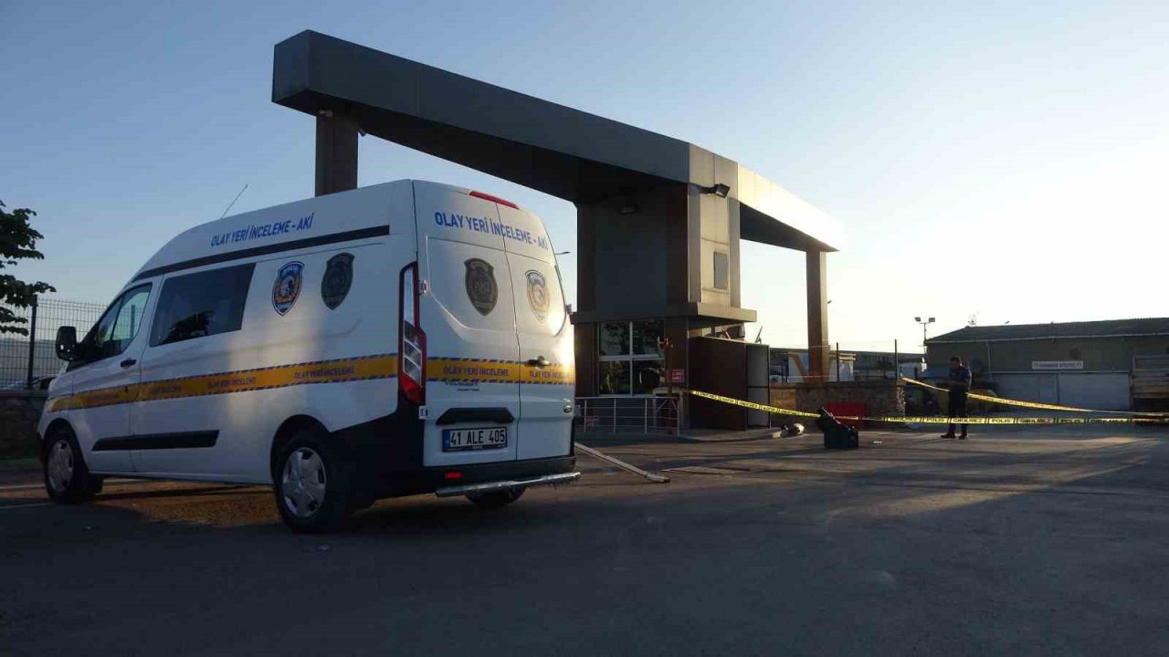 Kocaeli’de belediye personelleri arasında silahlı kavga: 2 ölü