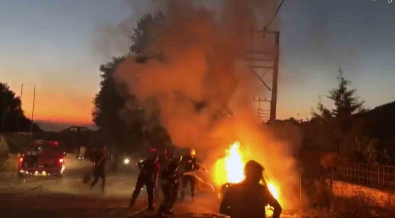 Araç tamamen yandı