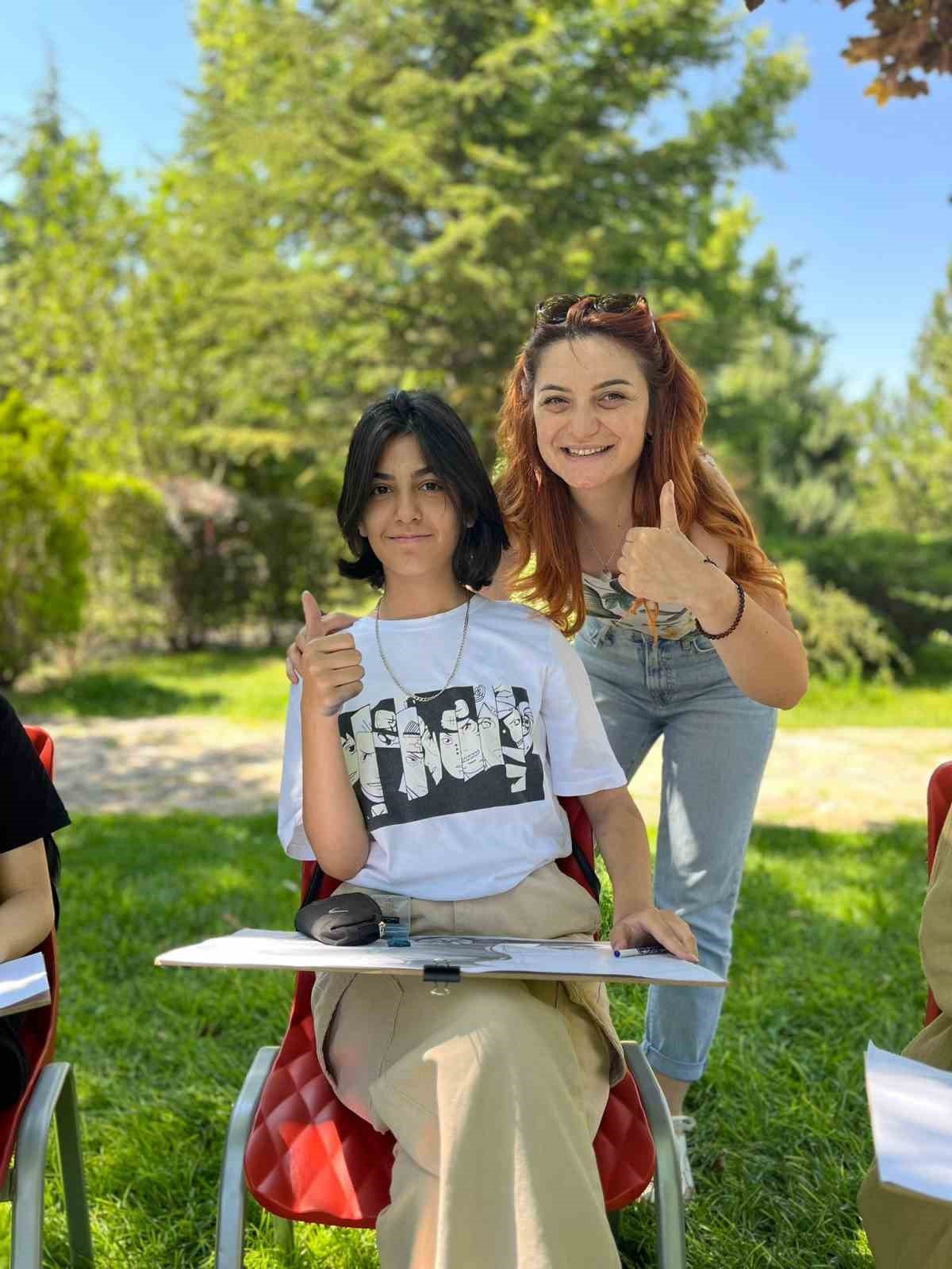 Güzel Sanatlar Merkezinde Yetişen Gençler Hayallerine Kavuşuyor