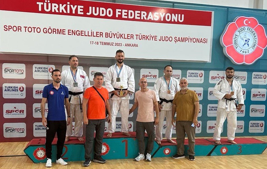 Nilüferli milli judocu Türkiye şampiyonu oldu