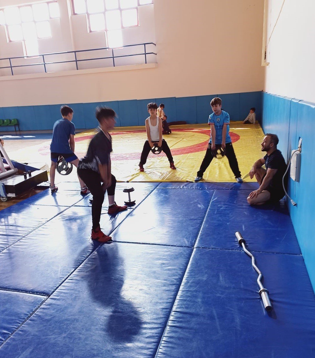 Orhanelili güreşçiler Türkiye’de 8’inci oldu