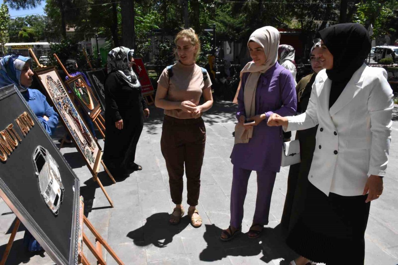 Siverek’te çivi tel sanatı sergisi