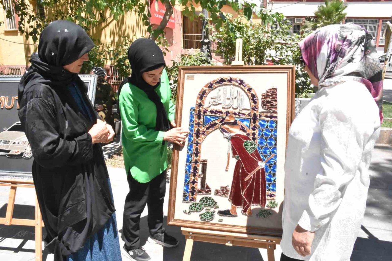 Siverek’te çivi tel sanatı sergisi