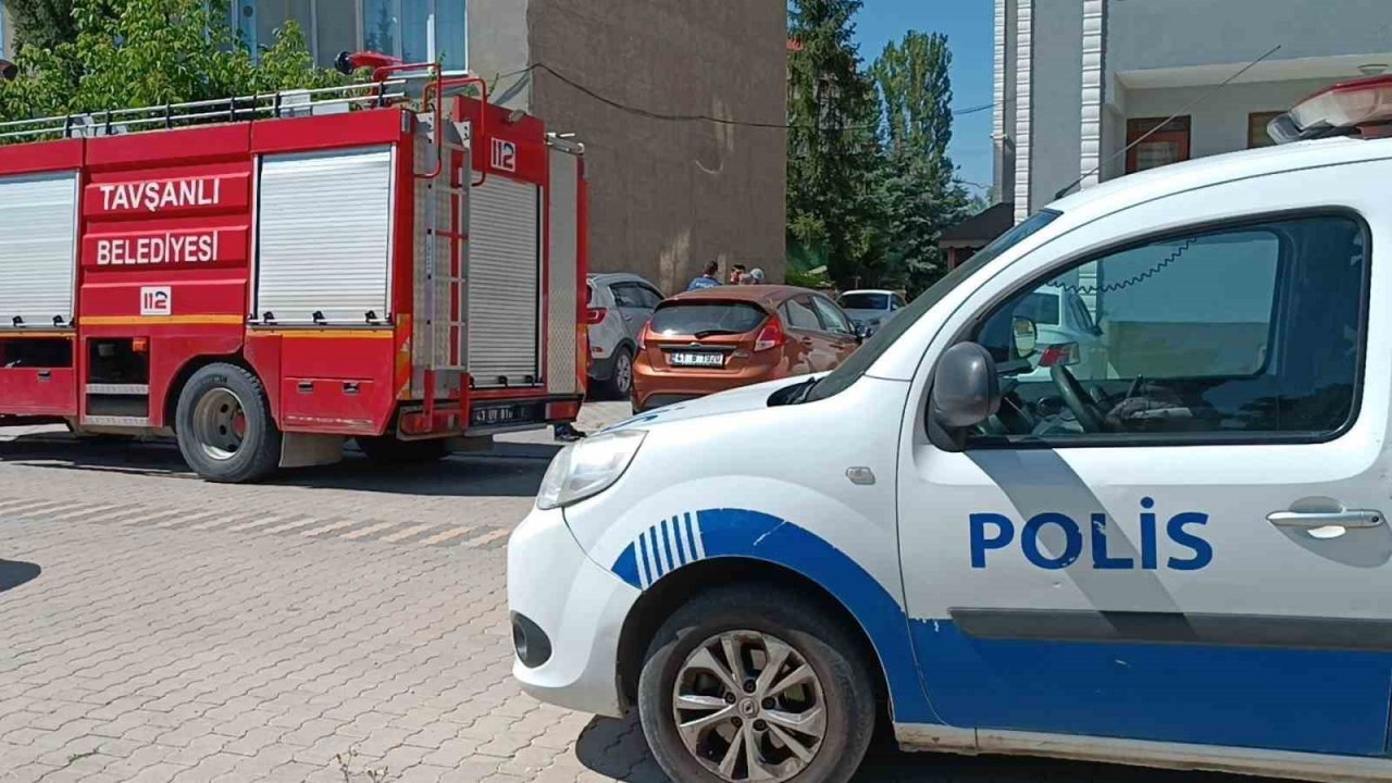 Tavşanlı’da alev alan mutfak tüpü paniğe sebep oldu