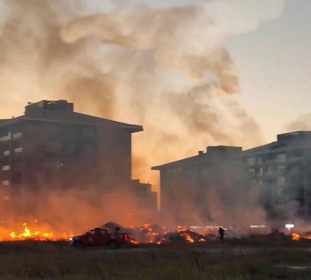 Mahalle arasında korkutan yangın