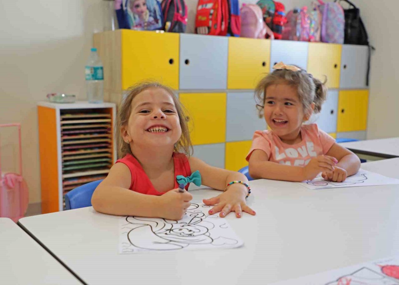 Büyükşehir’in Kepez kreşi açıldı