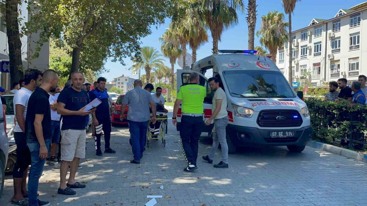 Devrilen motosikletten düşüp kafasını beton zemine çarptı