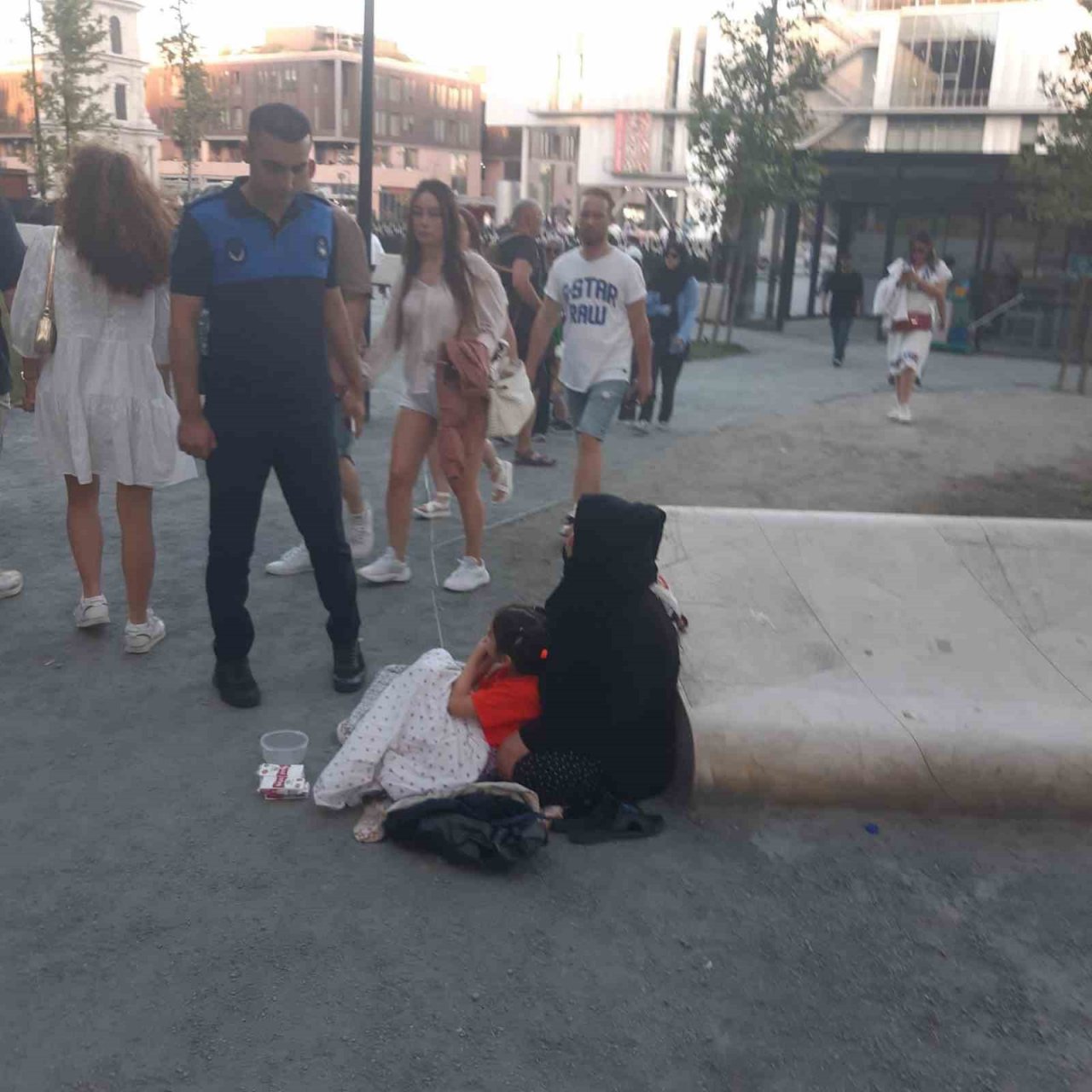 Beyoğlu’nda dilencilere operasyon