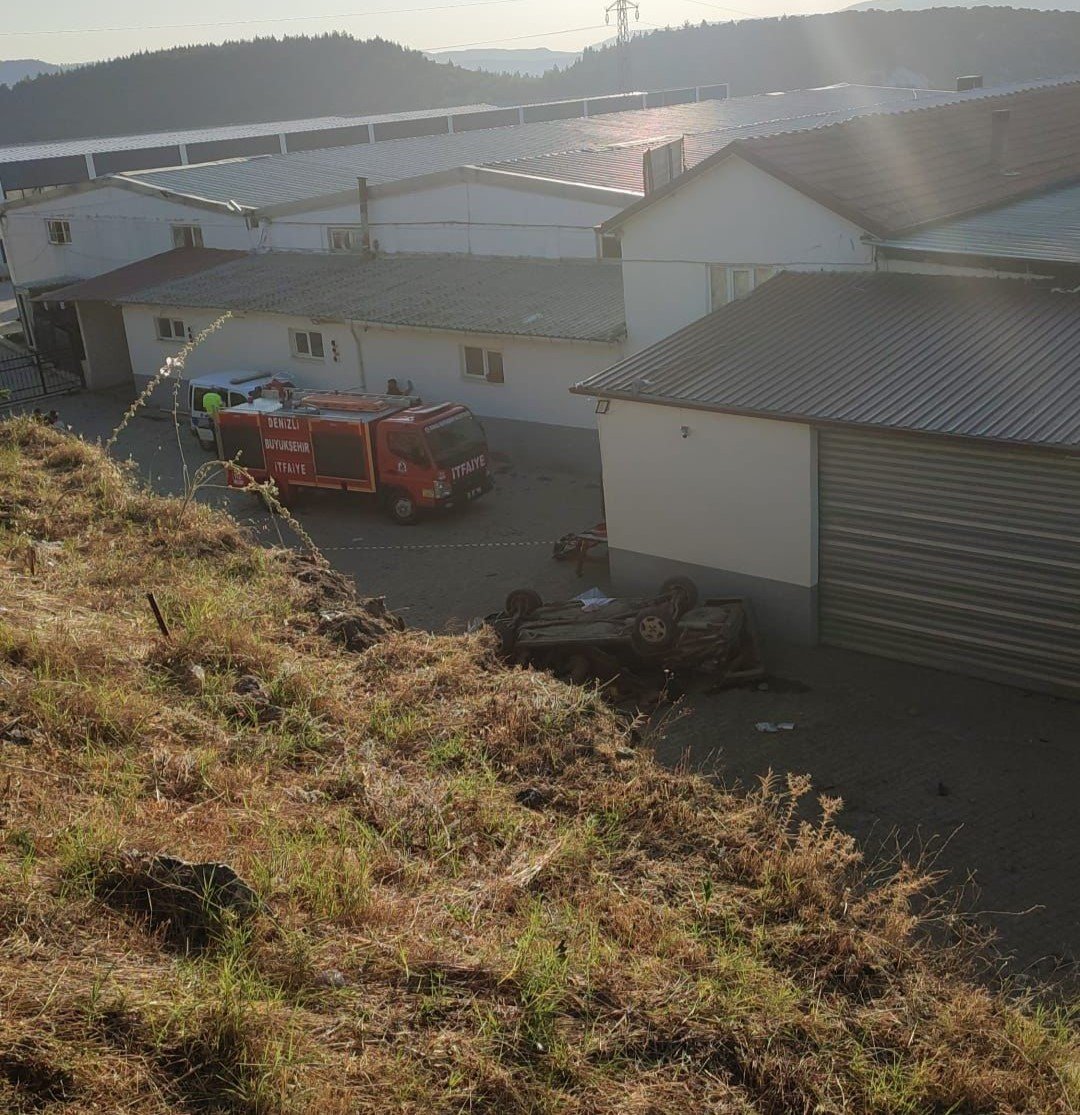 2 kişiye mezar olan otomobil uçurumdan böyle düştü