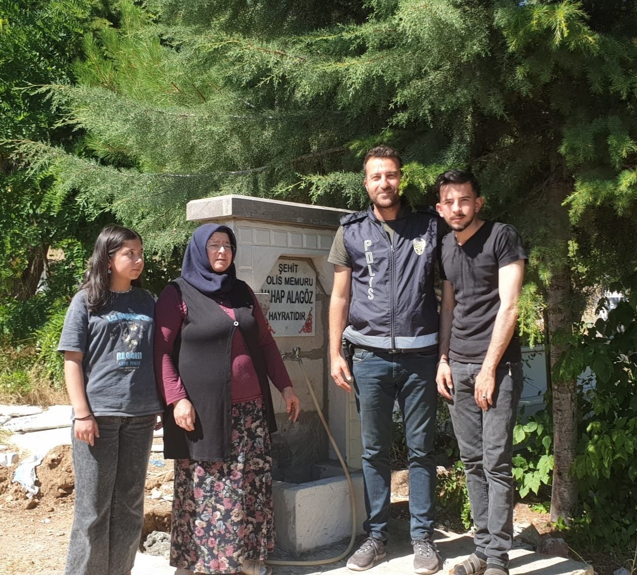 Depremde hasar gören şehit polisin hayratı restore edildi