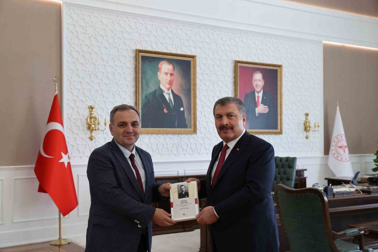 ERÜ Rektörü Prof. Dr. Altun, Sağlık Bakanı Dr. Koca’yı ziyaret etti