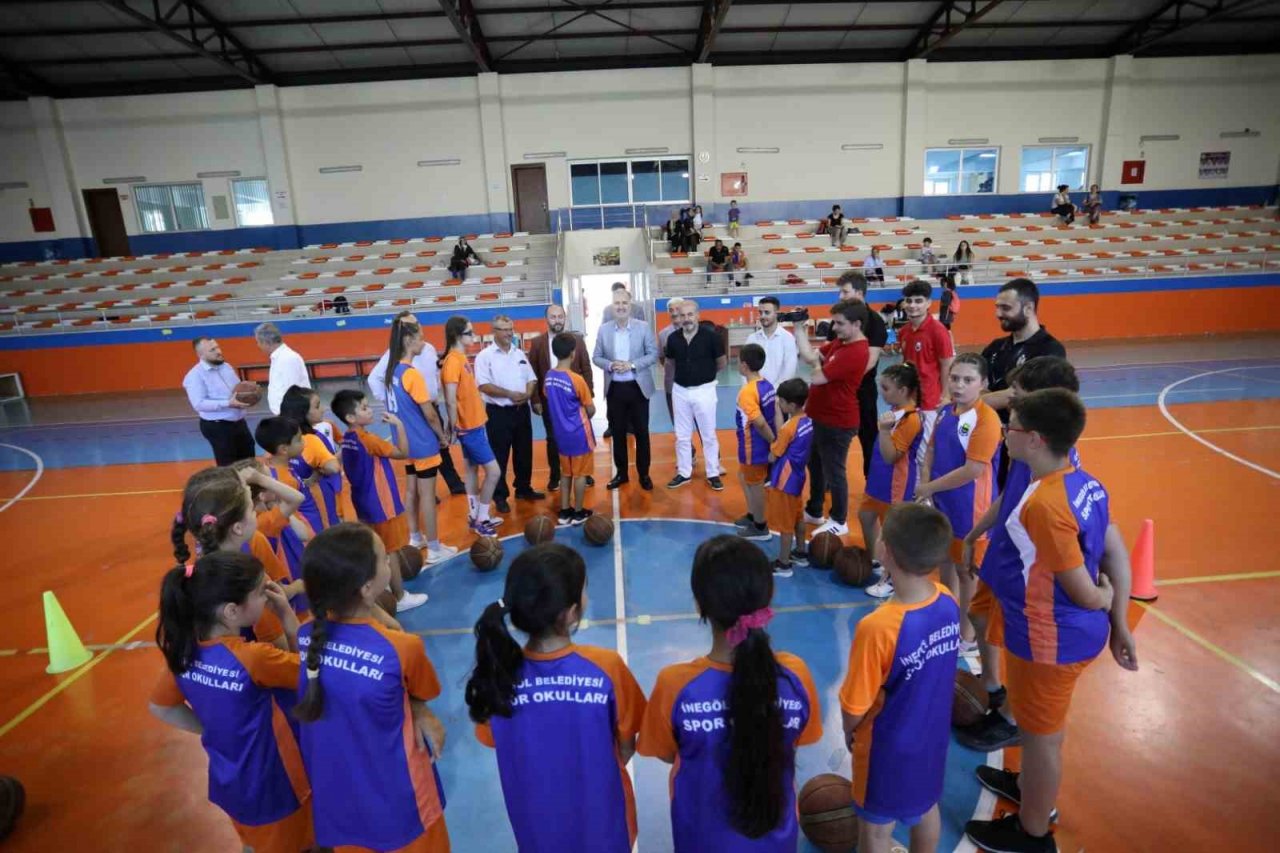 Yaz spor okullarında 2600 öğrenci eğitim alıyor