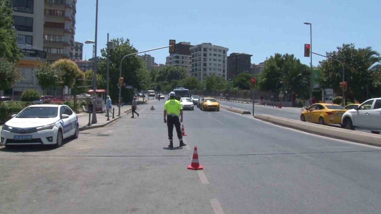 Kadıköy’de ‘göbeğim var’ diyen minibüs şoförü cezadan kaçamadı