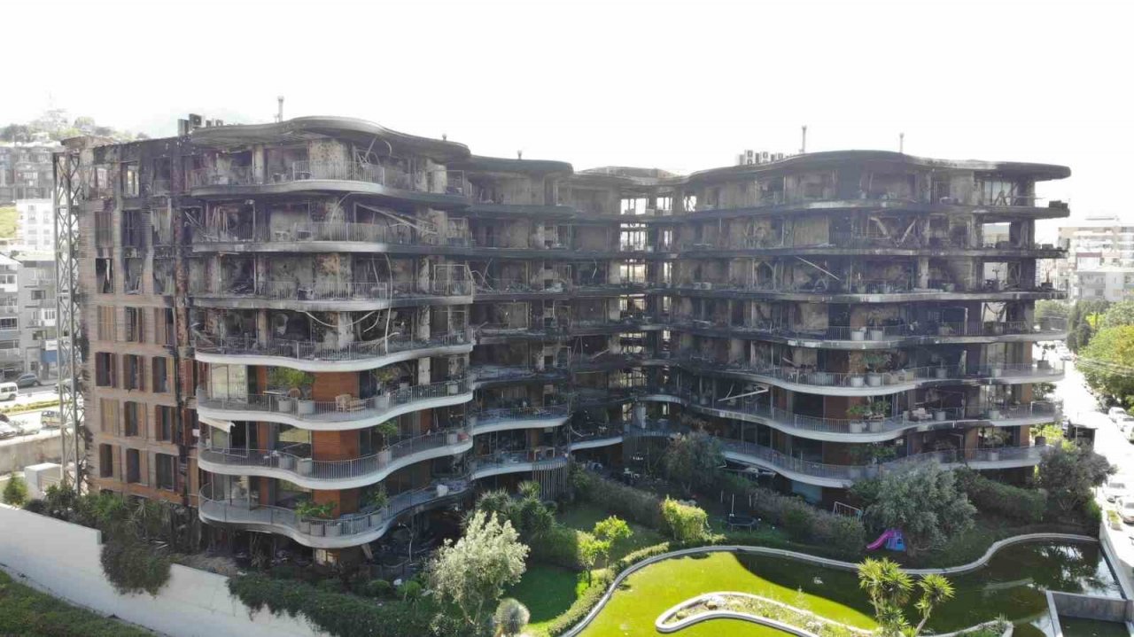 Yanan site sakinlerinden Folkart’a dava