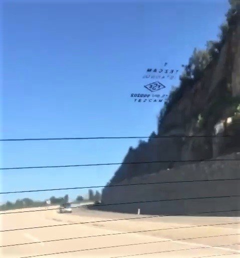 Ters yöne giren sürücü trafiği tehlikeye attı