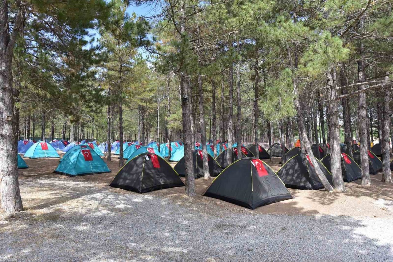 Büyükşehir’in ‘doğa kampı’ başladı