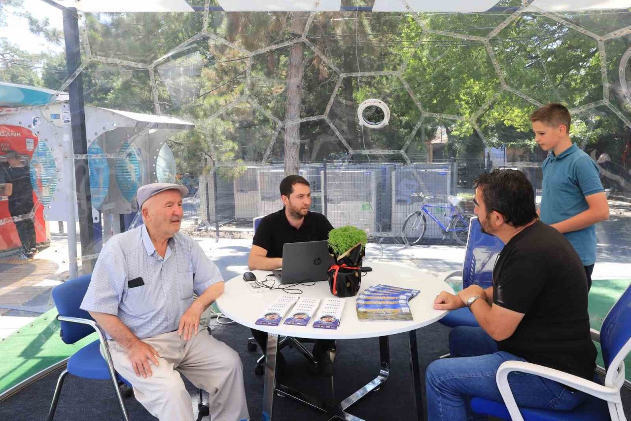 Büyükşehir’in İletişim Küresi’ne yoğun ilgi