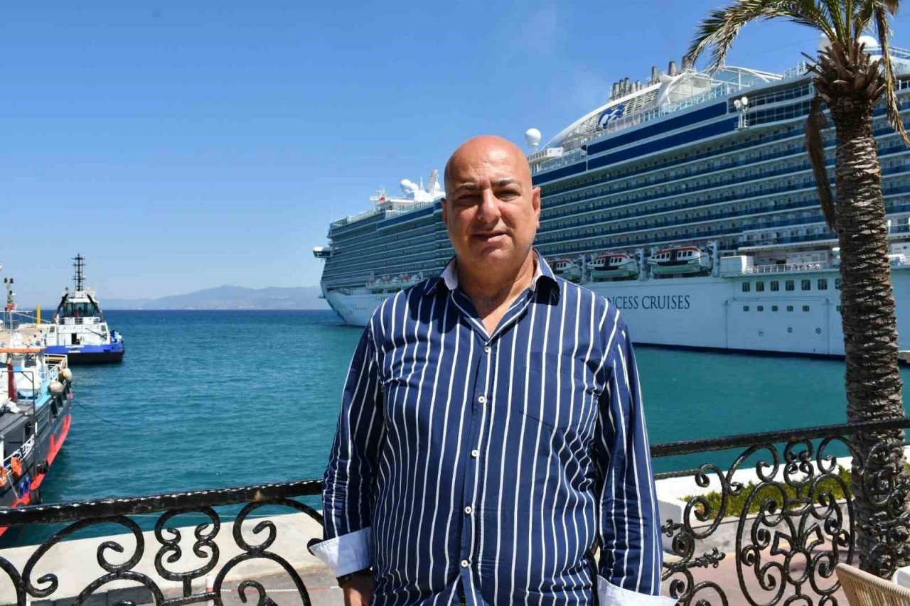 Kuşadası kruvaziyer turizminde rekora koşuyor