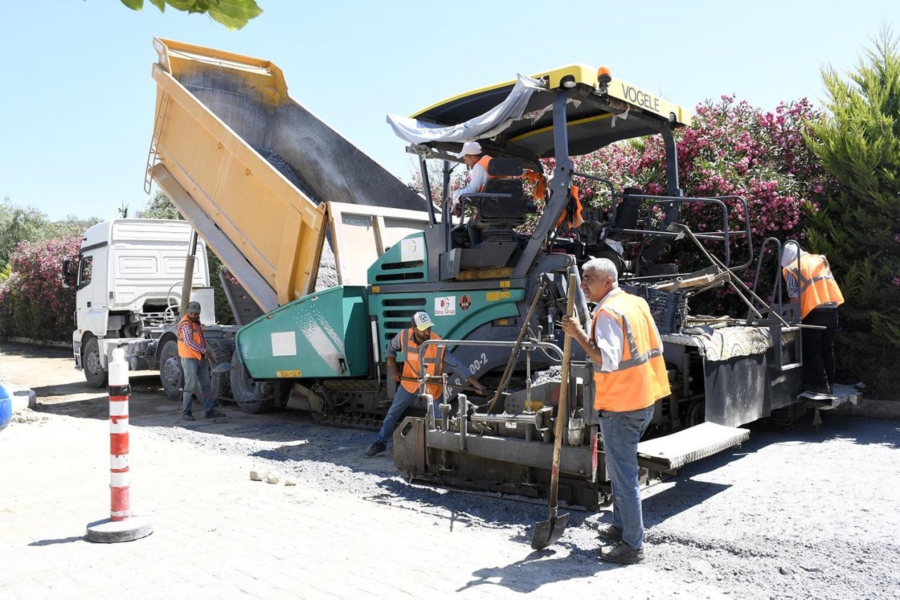 Kuşadası’nın sorunları çözüme kavuşuyor