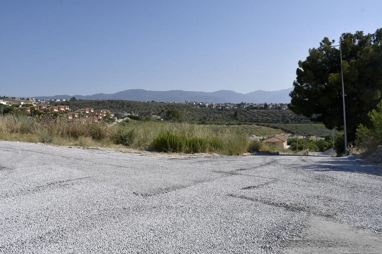 Kuşadası’nın sorunları çözüme kavuşuyor
