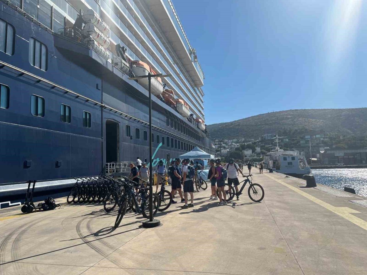 "Mein Schiff 5" yeniden Bodrum’da