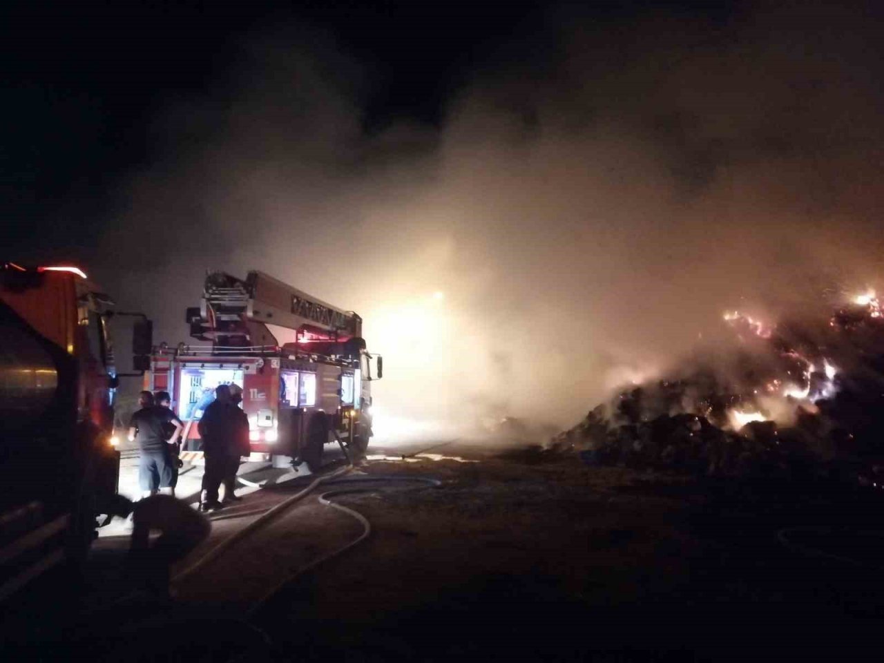 Manisa’da 15 bin balya saman kül oldu